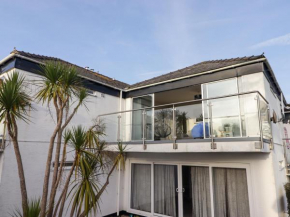 36 Coedrath Park